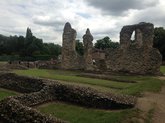 Abbey ruins bury